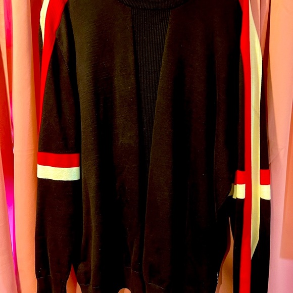 Men’s Color blocked Sweater - Picture 3 of 3
